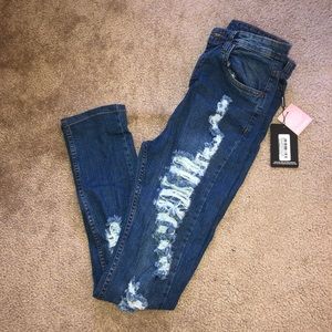 NEW PRETTY LITTLE THING SHAPE HIGH WAISTED JEANS